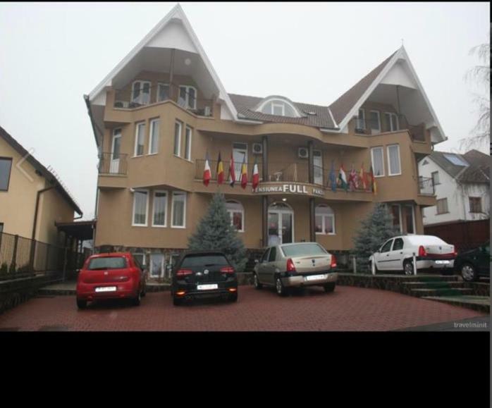 Pensiunea Full Targu Mures Ngoại thất bức ảnh