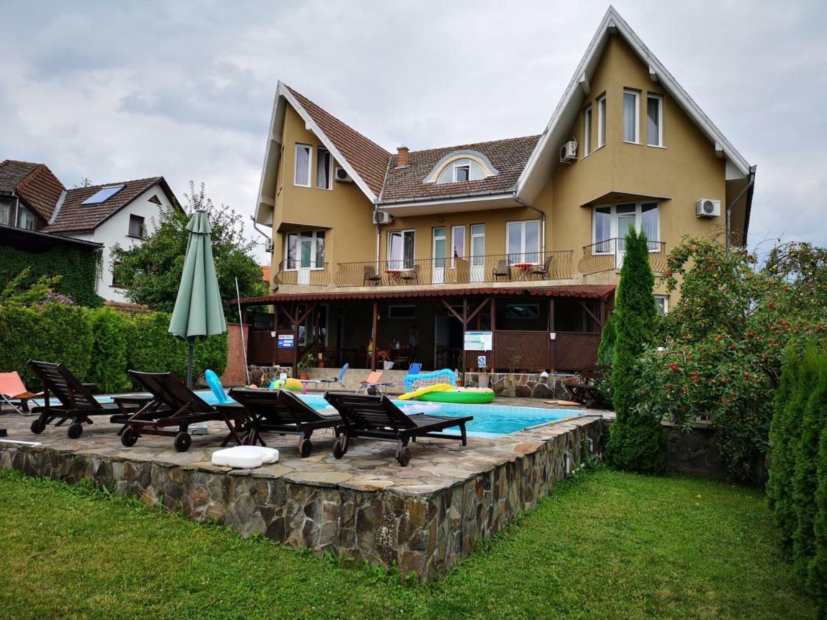 Pensiunea Full Targu Mures Ngoại thất bức ảnh